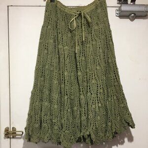 VINTAGE FASHION VILLAGE MIDI CROCHET SKIRTS SIZE L